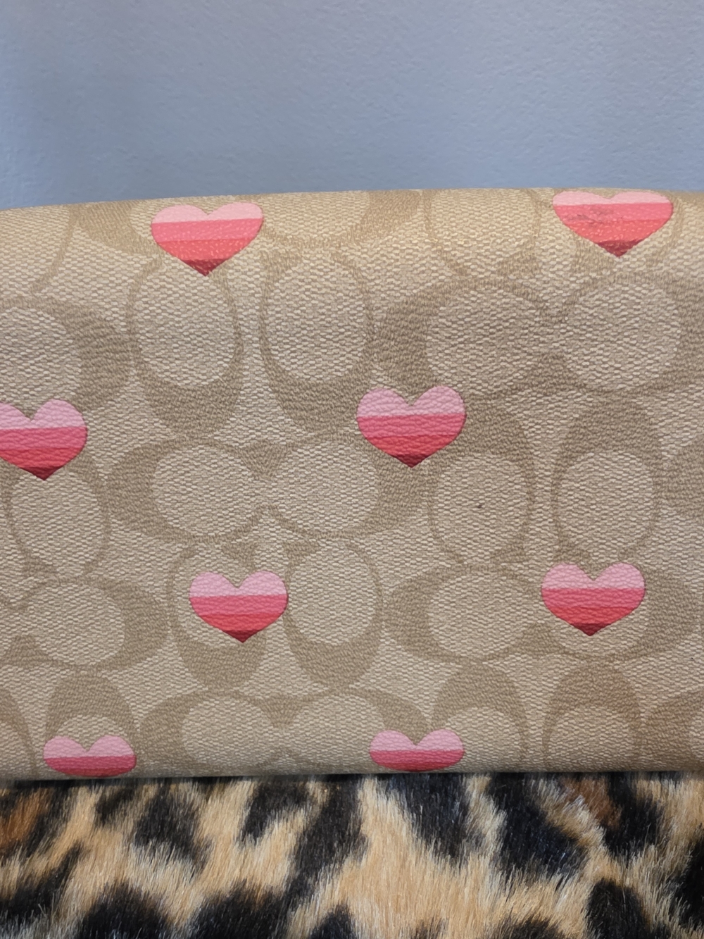 Coach HTF Rowan Pink Heart  Signature Satchel with GOLD Heart Charm - Picture 15 of 16